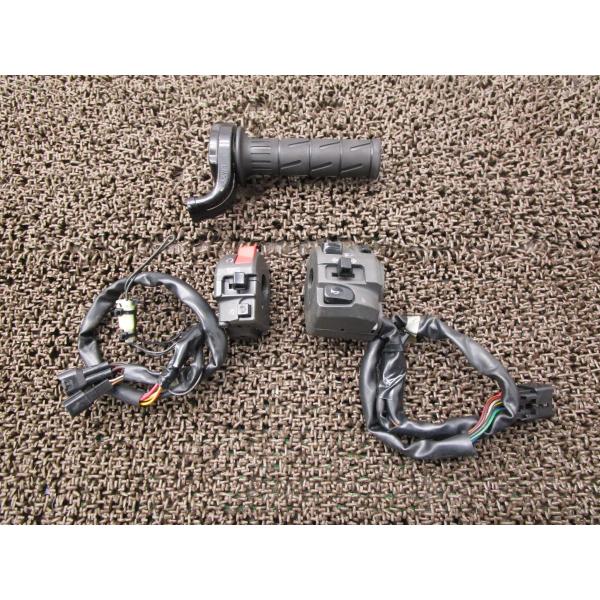 ZX-10R ハンドルスイッチ 左右 スロットル ●B2723！ZXT00D カワサキ 【 ZXT0...