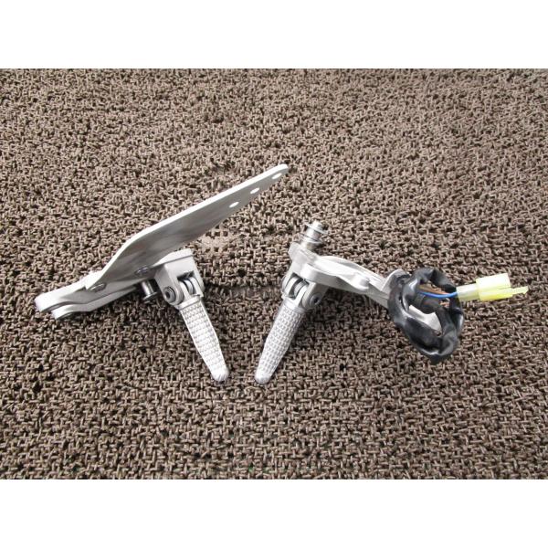 ZX-10R メインステップ ステー 左右 ▲B2740！ZXT00D カワサキ 【 ZXT00DE...