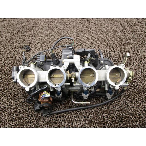 ZX-10R スロットルボディ ▲B2747！ZXT00D カワサキ 【 ZXT00DE 】 ニンジ...