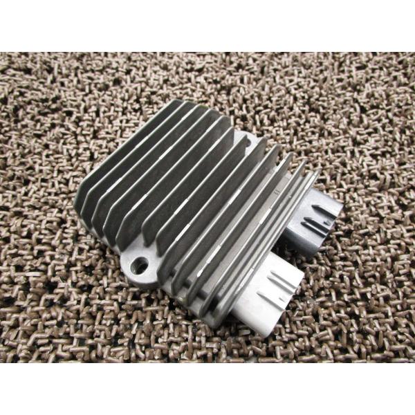 GSX1300R ハヤブサ レギュレター ●B2991！A1111 スズキ 【 W701 】 隼 H...