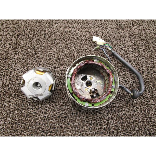 RD350 ジェネレーター フライホイール △B2841 ダイナモ！351 ヤマハ 【 351 】 ...