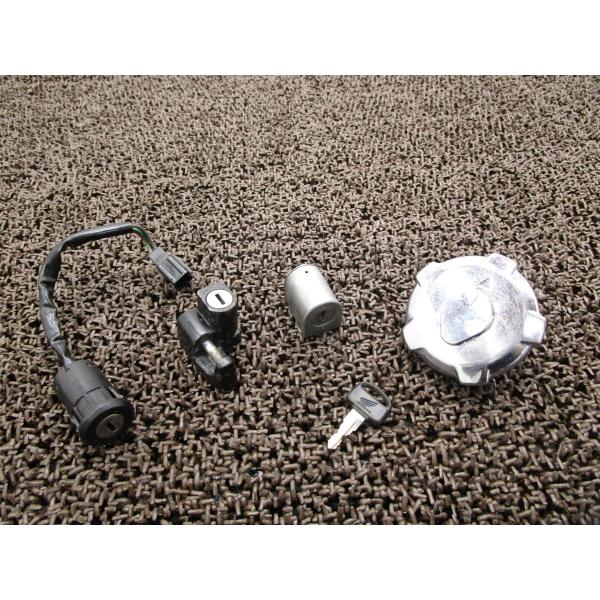 ベンリィ50S メインキーセット ●B4238 タンクキャップ！CD50 ホンダ 【 CD50E 】...