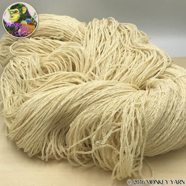 CRISPY LILY30 生成(ギマ加工した清涼感のあるリリヤーン糸) 約230グラム