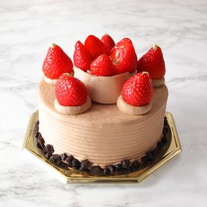 生チョコデコレーション（直径約12cm）【店鋪受取】＊お受け取りの４営業日前までにご予約ください。＊当日・翌日・3日前・12/21〜25日のお引渡しできません。
