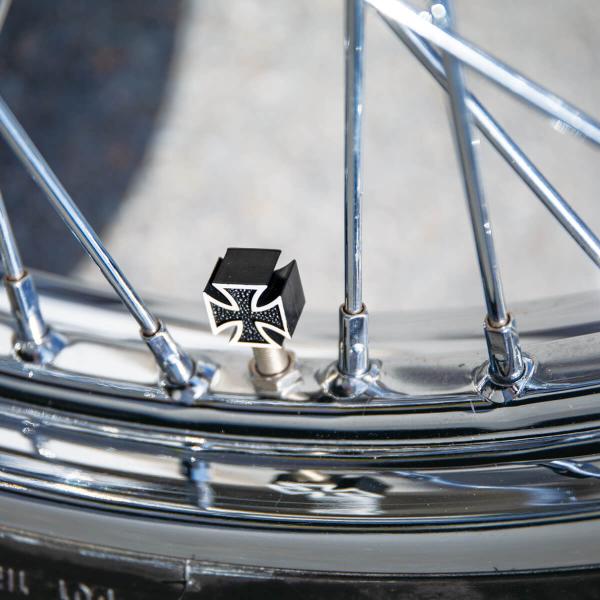 Iron Cross Black エア バルブ キャップ