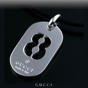 GUCCI　ナンバー8　プレート　ペンダント