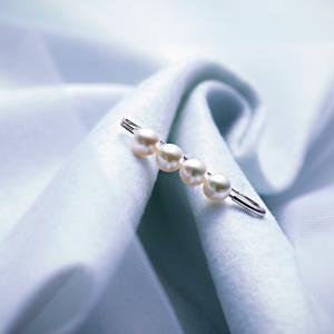MIKIMOTO（ミキモト） ブローチ パール 真珠 4.4-5.7mm リボン