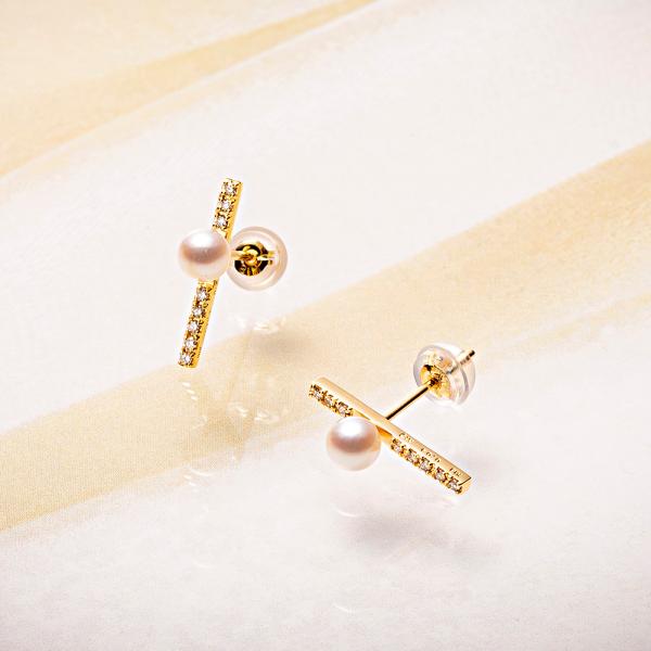 [ムーンレーベル 公式] パール ダイヤモンド ピアス　Classy パール ピアス K18 レディ...