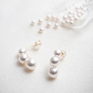 ムーンレーベル 公式] 南洋真珠 ピアス 13mm 白蝶 真珠 PT900 プラチナ