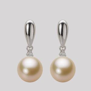 ムーンレーベル 公式] 南洋真珠 ピアス 15mm 白蝶 真珠 K18WG ホワイト