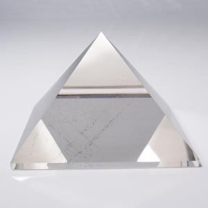 水晶ピラミッド5cm＜黄金比＞ AP00505 : 水晶天然石専門店ムーン
