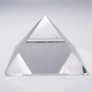 シトリン(黄水晶) ピラミッド 天然石 原石 楽天市場】シトリン 置物 ピラミッド 黄水晶 天然石 大きさ 1辺
