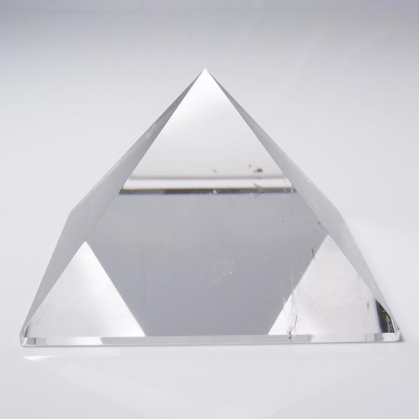 水晶ピラミッド5cm＜黄金比＞  AP00505