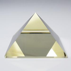 水晶ピラミッド5cm＜黄金比＞ AP00505 : 水晶天然石専門店ムーン