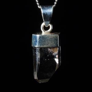 ネパール ガネッシュヒマール産 ヒマラヤ水晶 高透明 照り強 結晶