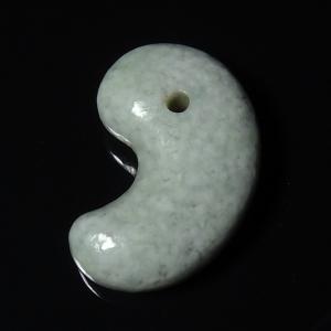 古代勾玉 本翡翠 ミャンマー産 AA 50mm前後 : luz - 通販 - Yahoo
