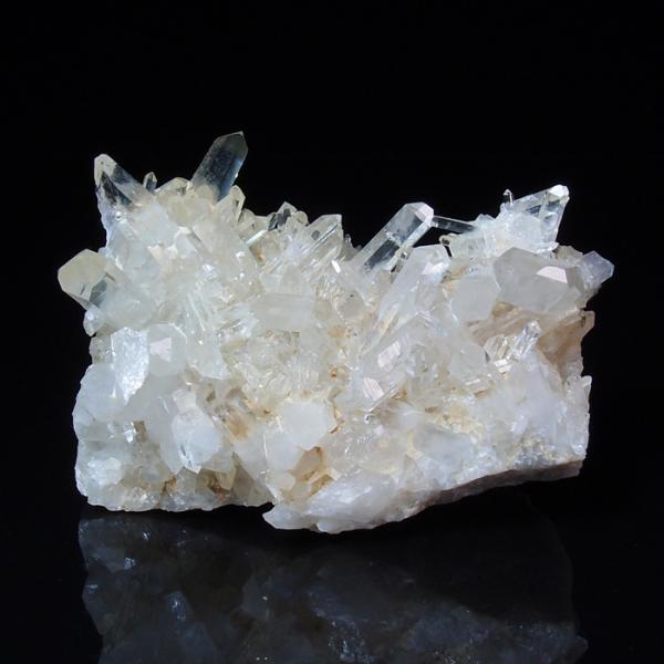 カンチェンジェンガ産ヒマラヤ水晶群晶　　K1049