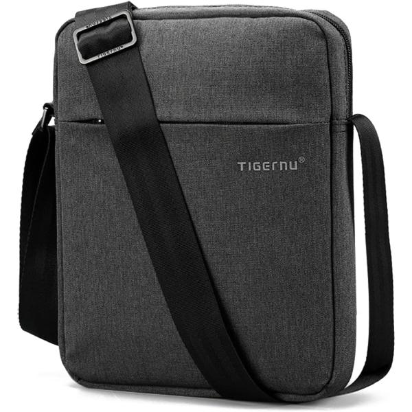 ショルダーバッグ メンズ 軽量 防水 9.7インチiPad収納可能 斜め掛けバッグ 男性 人気 ワン...