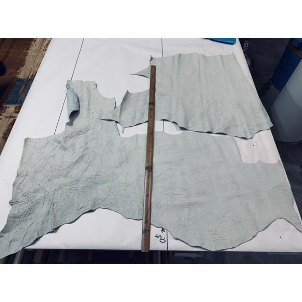 ※写真現物2枚のみ　本革　ワッシャー　シワ加工　クリーム　厚み1.3mm　クラフト 116