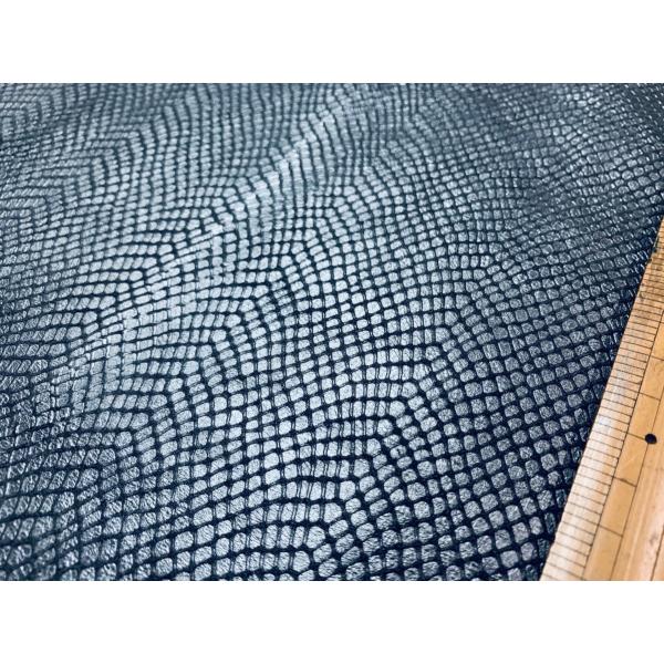 ※写真現物のみ 本革  スネーク型押し メタリック 厚み1mm クラフト 91-1