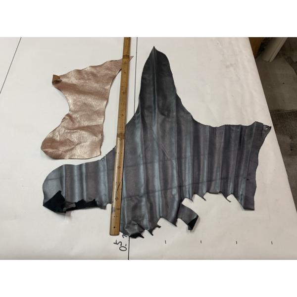 ※写真現物2枚のみ 本革 メタリック 厚み1.3mm クラフト 90-3