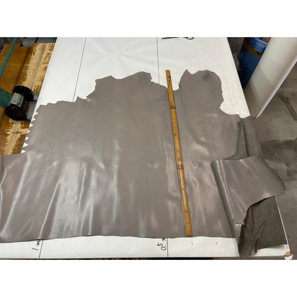 ※写真現物のみ　本革　厚み1.2mm 艶 144 チャコール