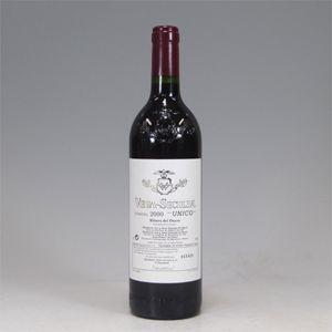 ウニコ ボデガス・ベガ・シシリア 2000 赤 750ml UnicoBodegas Vega  