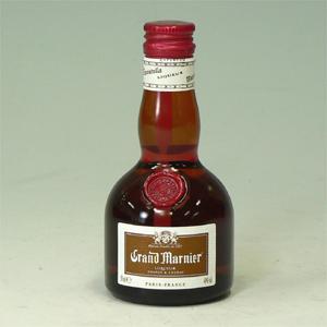 モンゴルウォッカ モンゴル ウォッカ チンギス39°50ml 【商品コード】654171 : お酒の