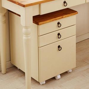 カントリーキャビネット フレンチカントリーの78cm幅のかわいいパイン材の収納キャビネット