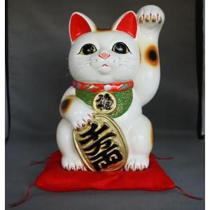 木彫り 招き猫 左手上げ アンティーク 高級シルク座布団付き 8号招き猫ドル猫白左手(座布団付) : 人形のモリシゲ - 通販