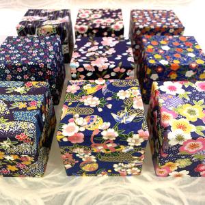 千代紙小箱 千代紙セット 友禅和紙  6ｘ6cm 折り鶴 折り紙