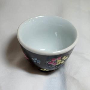 景徳鎮 赤洋連 粉彩 二紅 湯呑 No.23125802A : お土産ショップMORIYA