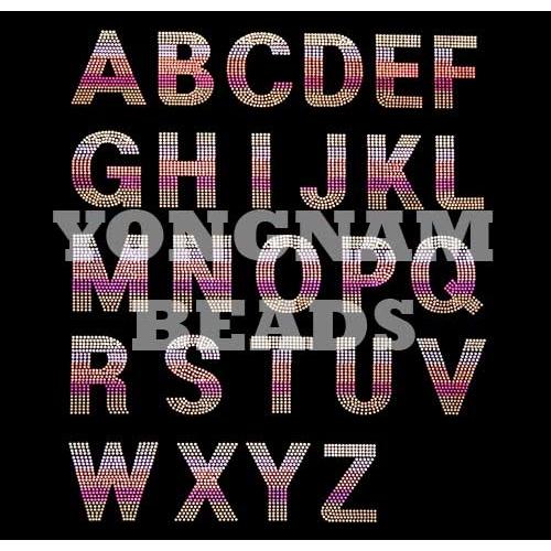 【アルファベット】 スパンコールモチーフ 【A-Z】 （ピンク系グラデーション） アイロン接着可 T...