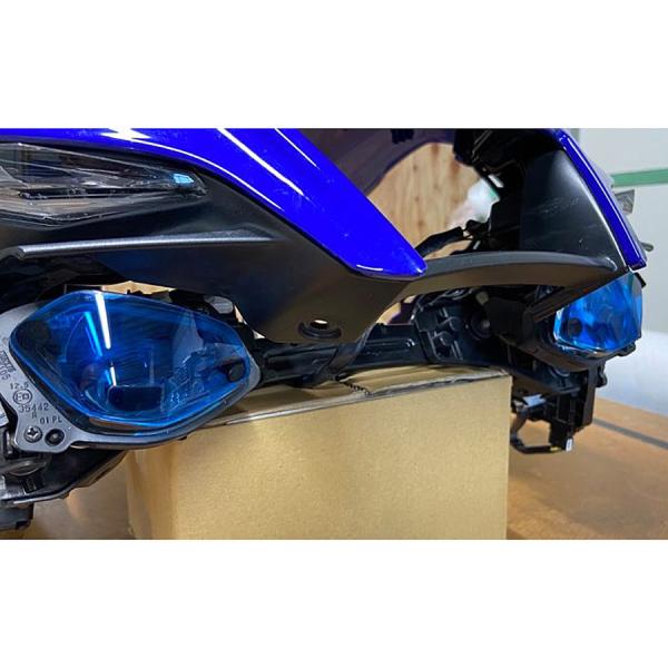 ACRYPOINT YZF-R1 （20年-） ライトシールド（ブルー） YLS006