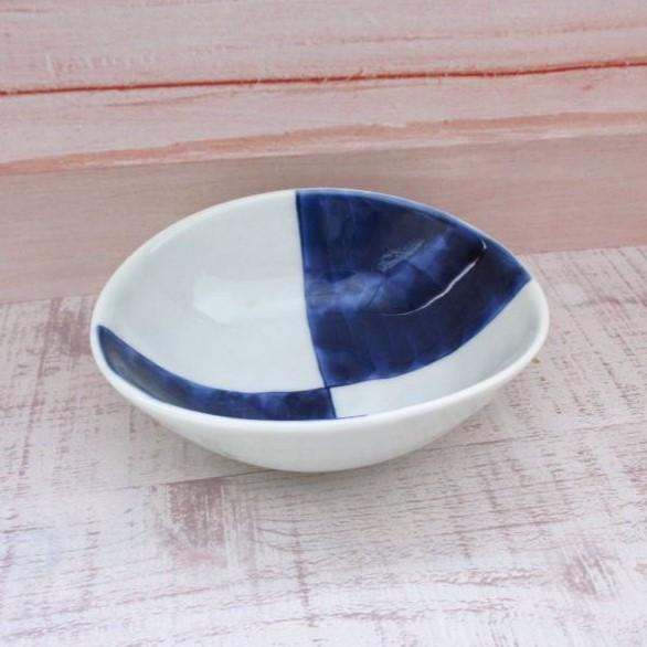 波佐見焼 染付 市松 変形 小鉢 康創窯 シンプル おしゃれ デザート鉢 ギフト 母の日　お祝い