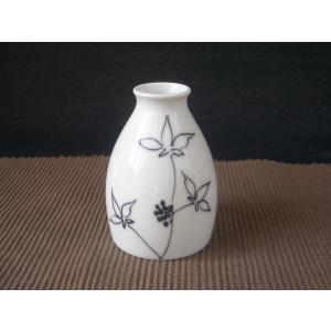 伊万里焼　うこぎ(黒)　蕎麦徳利｜有田焼や 心器