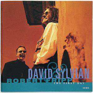 【中古】DAVID SYLVIAN & ROBERT FRIPP シルヴィアン & フリップ　／　THE FIRST DAY 〔CD〕｜motomachirhythmbox