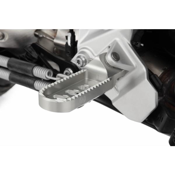 ワンダーリッヒ・フットレスト/ステップ・ロワリングキット・RnineT・シルバー