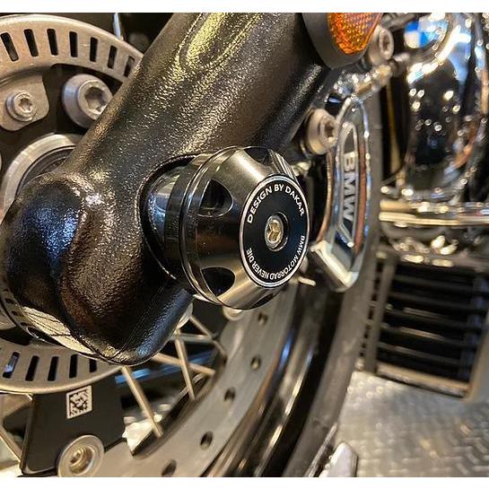 BMW R18/R18 Classic アルミ フロント アクスルスライダー DK design