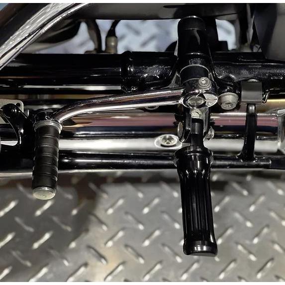 BMW R18 ステップ フットペグ フットレスト ライダー用 DK design