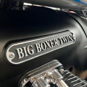【特別生産商品】BMW R18 エンジンプレート BIG BOXER TWIN 2枚セット KERTS｜motoparts