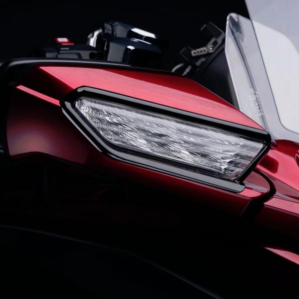 ゴールドウイング GL1800 2018- ミラーカバー ブラック ゴールドストライク CIRO