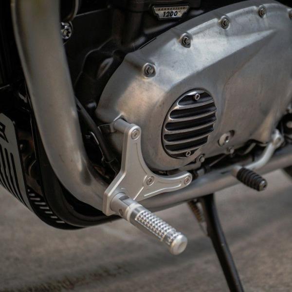 トライアンフ T100 T120 スピードツイン スクランブラー等 RELAXフットレストキット シ...