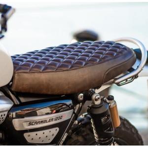 トライアンフ スクランブラー1200 ランブラーシート ブラック RAISCH