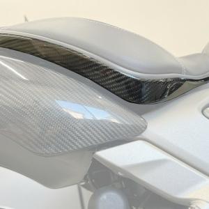 ZX-6R 24〜 Z-レーシングスクリーン ブラック Z-Racing Screen Black