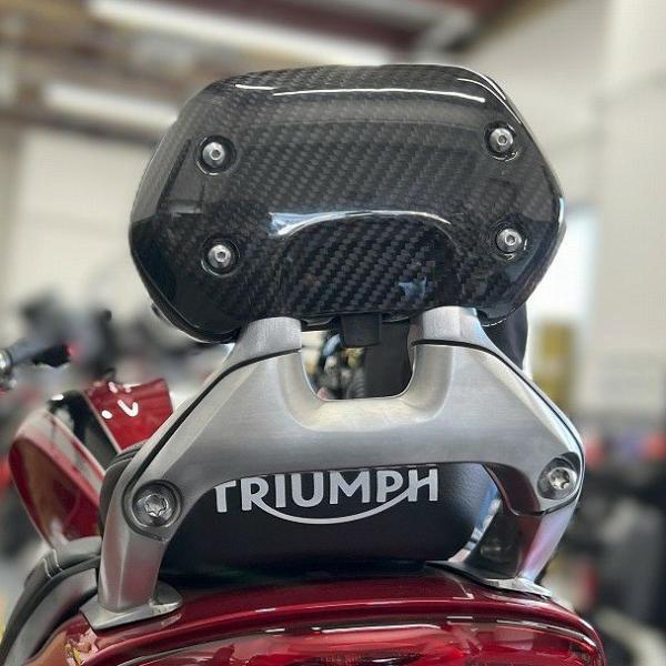 トライアンフ ロケット3R/ロケット3GT シートバックカバー ドライカーボン SPEEDRA