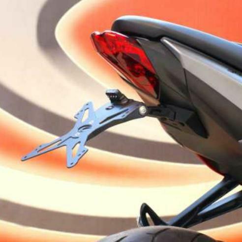 EVOTECH ナンバープレートホルダー フェンダーレスキット プレミアムバージョン TRIUMPH...