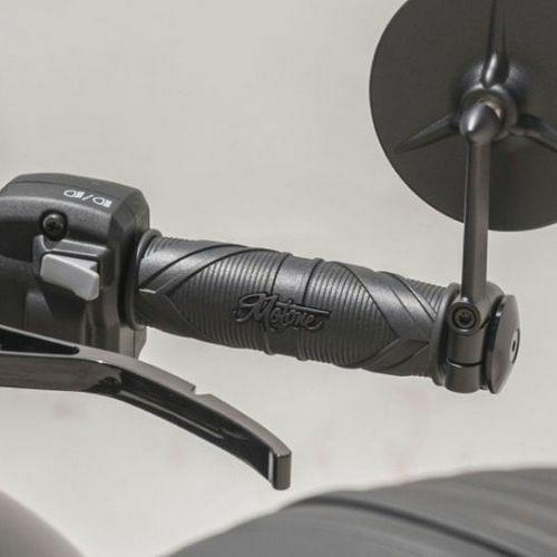 トライアンフ スピードツイン900/1200 スクランブラー900 等 グリップ　PATRIOT ユ...