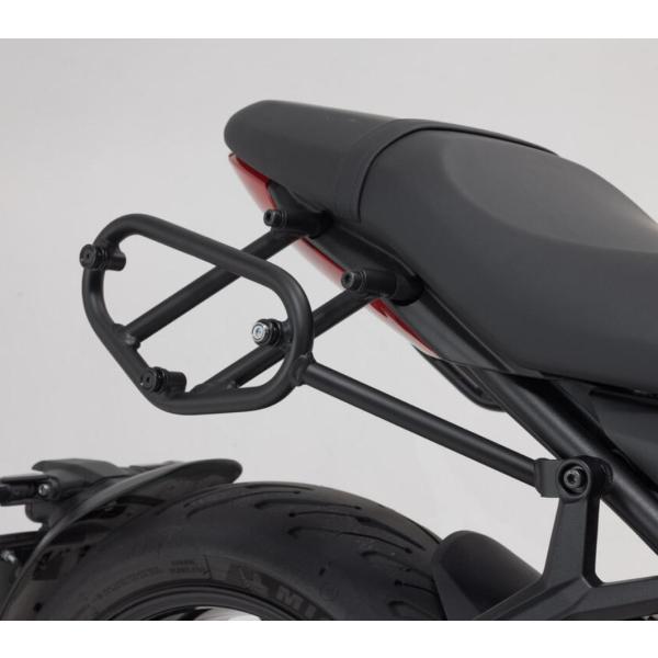 Trident（トライデント）660 21- SLCサイドキャリア右側 SW-MOTECH