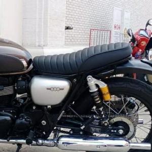 W400, W650, W800 カスタムシート タイプ5 コンフォート仕様 オメガレーサー｜motoparts